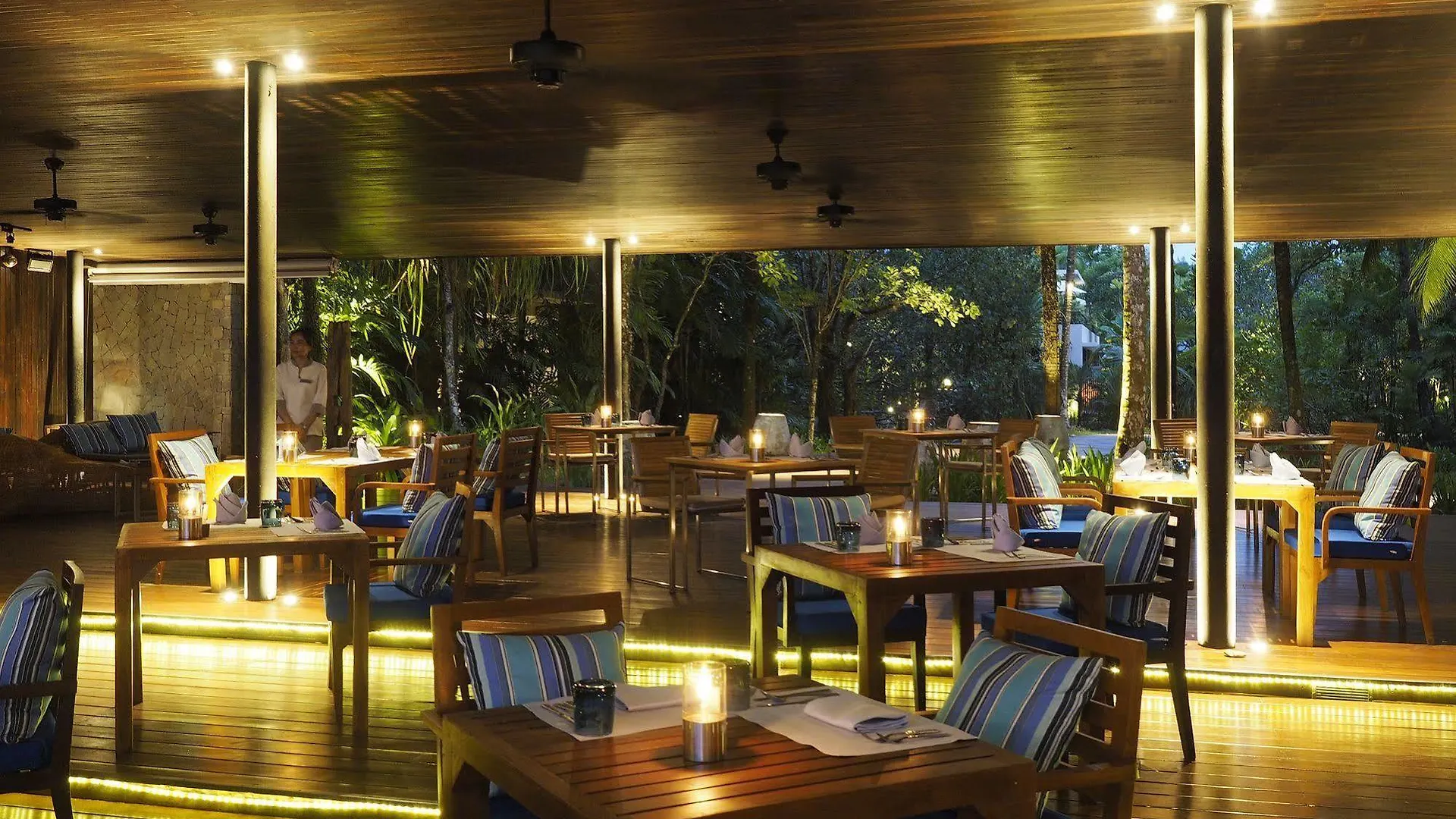 Resort Hotel The Sarojin (Adults Only) Khao Lak